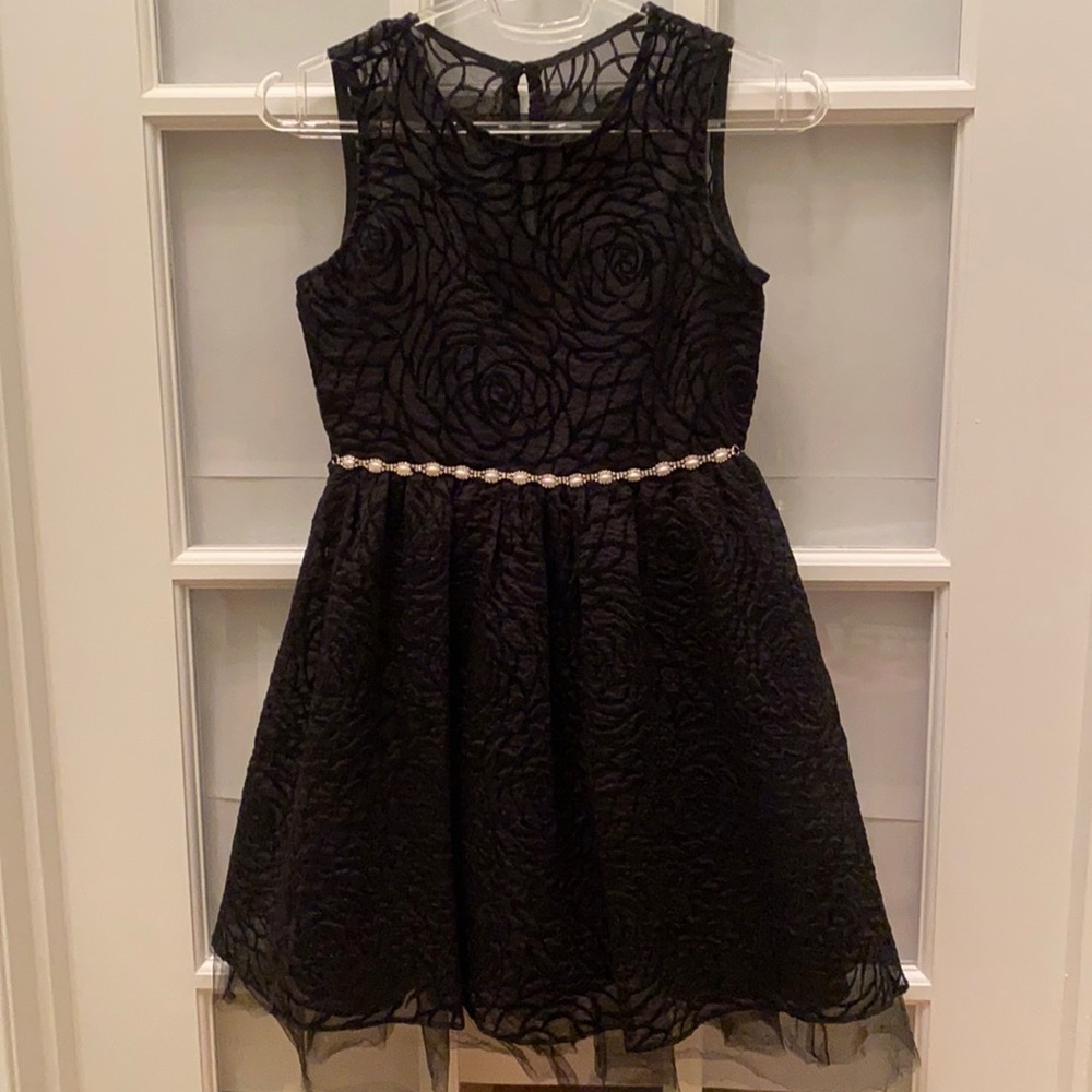 Rare Edition girls size 10 black formal dress